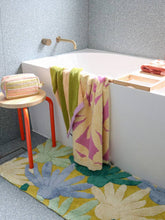 Load image into Gallery viewer, Margarita Bath Towel
