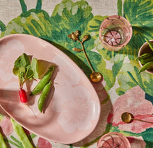 Load image into Gallery viewer, Bonnie & Neil - Teaspoons Bee