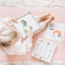 Load image into Gallery viewer, Mindful & Co - Yoga Flash Cards