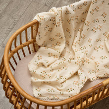Load image into Gallery viewer, Organic Muslin Swaddle: Daisy with Lace