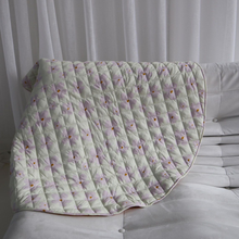 Load image into Gallery viewer, The Bundle Co - Fleur Reversible Playmat - 100% Quilted Cotton