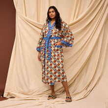 Load image into Gallery viewer, Sage x Clare - Koa Robe