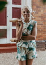 Load image into Gallery viewer, Olive & The Captain - Petal Carla Frill Shorts