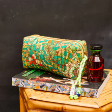 Load image into Gallery viewer, Sage X Clare - Francesca Travel pouch