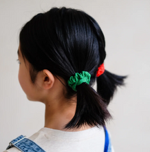 Load image into Gallery viewer, Mimi & Lula - Heartbeam Skinny Scrunchies