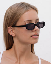 Load image into Gallery viewer, Lu Goldie - Solene Black