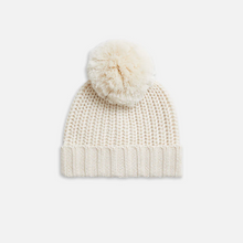 Load image into Gallery viewer, Miann &amp; Co - Chunky Knit Beanie
