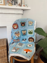 Load image into Gallery viewer, Nana Knit - Animal Kingdom Blanket
