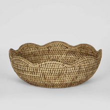 Load image into Gallery viewer, Paume Scallop Bowl - Large
