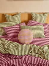 Load image into Gallery viewer, Mosey Me - Sundae Seersucker Quilt Cover - Queen
