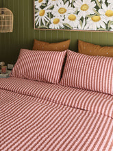 Load image into Gallery viewer, Mosey Me - Sundae Seersucker Standard Pillowcase Set
