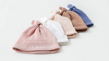 Load image into Gallery viewer, Rai &amp; Co Baby Beanie Ribbed Knotted: Beige
