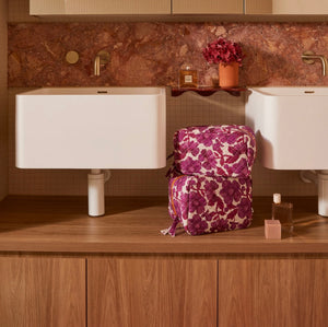Bonnie & Neil - Leon Lilac Large Toiletry Bag