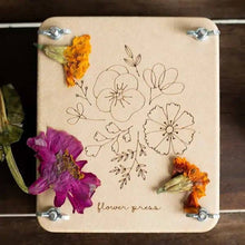 Load image into Gallery viewer, Sow &#39;n Sow - Flower Press &#39;Posy&#39; Mini

