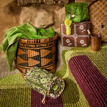 Load image into Gallery viewer, Sage x Clare - Magnolia Makeup Bag - Cactus Green
