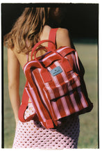 Load image into Gallery viewer, Gunes Swim - Backpack - Cherry red
