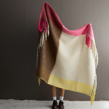 Load image into Gallery viewer, Castle - Vovo Bumble Blanket
