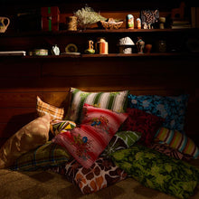 Load image into Gallery viewer, Sage X Clare - Dempsey Linen Pillowcase Set Poppy
