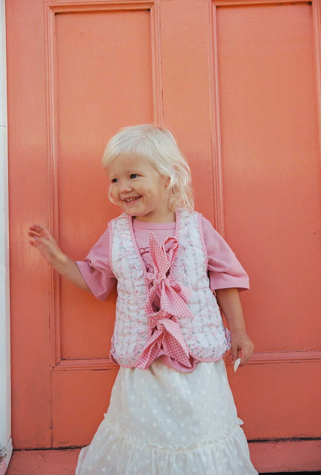 Juni - JNR Beau Vest - Gingham/Roses