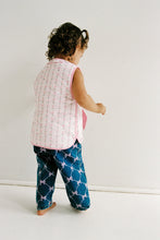 Load image into Gallery viewer, Juni - JNR Beau Vest - Gingham/Roses
