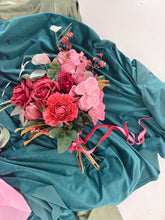 Load image into Gallery viewer, With Love Bespoke Styling - PALOMA | FOREVER FLEURS
