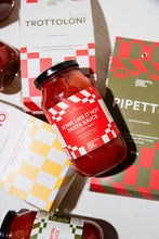 Load image into Gallery viewer, Saturday Night - Pasta Sauce Some like it Hot 500ml
