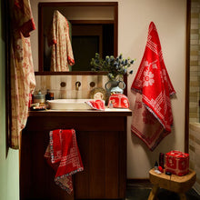 Load image into Gallery viewer, Sage X Clare - Bonny Bath Sheet Poppy
