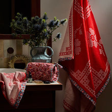 Load image into Gallery viewer, Sage X Clare - Bonny Bath Sheet Poppy
