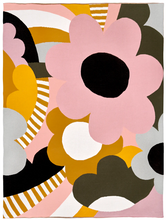 Load image into Gallery viewer, Castle - Peony Knit Throw
