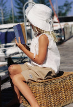 Load image into Gallery viewer, JUNI - Flora Sun Hat - Blanc
