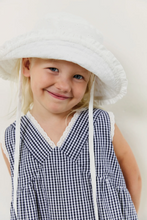 Load image into Gallery viewer, JUNI - Flora Sun Hat - Blanc
