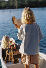 Load image into Gallery viewer, JUNI - Theo Tee - Stone Blue
