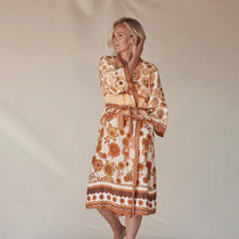 Load image into Gallery viewer, Banabae - Joni 100% Linen Robe
