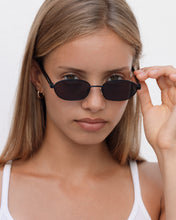 Load image into Gallery viewer, Lu Goldie - Lara Black
