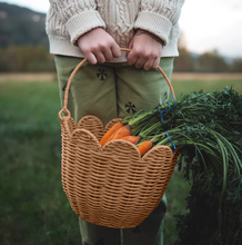 Load image into Gallery viewer, Olli Ella - Rattan Tulip Carry Basket
