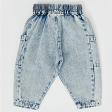 Load image into Gallery viewer, Goldie + Ace - Kit Denim Pocket Pant - Light Denim
