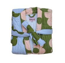 Load image into Gallery viewer, Mosey Me - Flower Bed Quilted Robe
