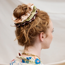 Load image into Gallery viewer, Sage x Clare - Ila Scrunchie Set
