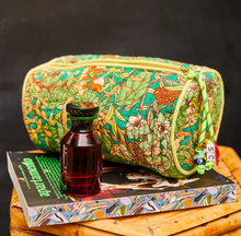 Load image into Gallery viewer, Sage X Clare - Francesca Makeup Bag
