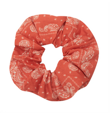 Load image into Gallery viewer, Mimi &amp; Lula - Bandana Scrunchie Red
