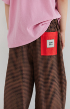 Load image into Gallery viewer, Juni - Benji Pant - Espresso Check
