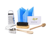 Load image into Gallery viewer, La Dolce Vita Crackers - Mixed Stripes - Pack of 6
