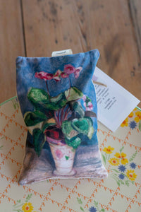 Cyclamen - Lavender Scented Sachet