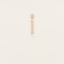 Load image into Gallery viewer, Be Mummy - Mini pacifier holder - Pearl: Camel
