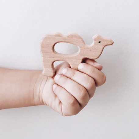 L + L the label Eco camel teether