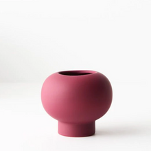 Load image into Gallery viewer, Floral Interiors - Pot Lucena Cerise
